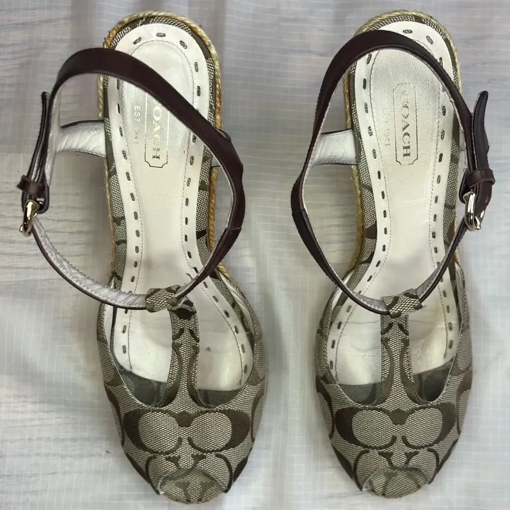 Coach Brown Jacquard Fabric Logo Peep Toe Sling back Wedge Shoe Sz 9
